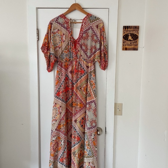 Johnny Was Jade $470 Thalia Silk Beach Maxi Dress, Small embroidered floral - Picture 9 of 12